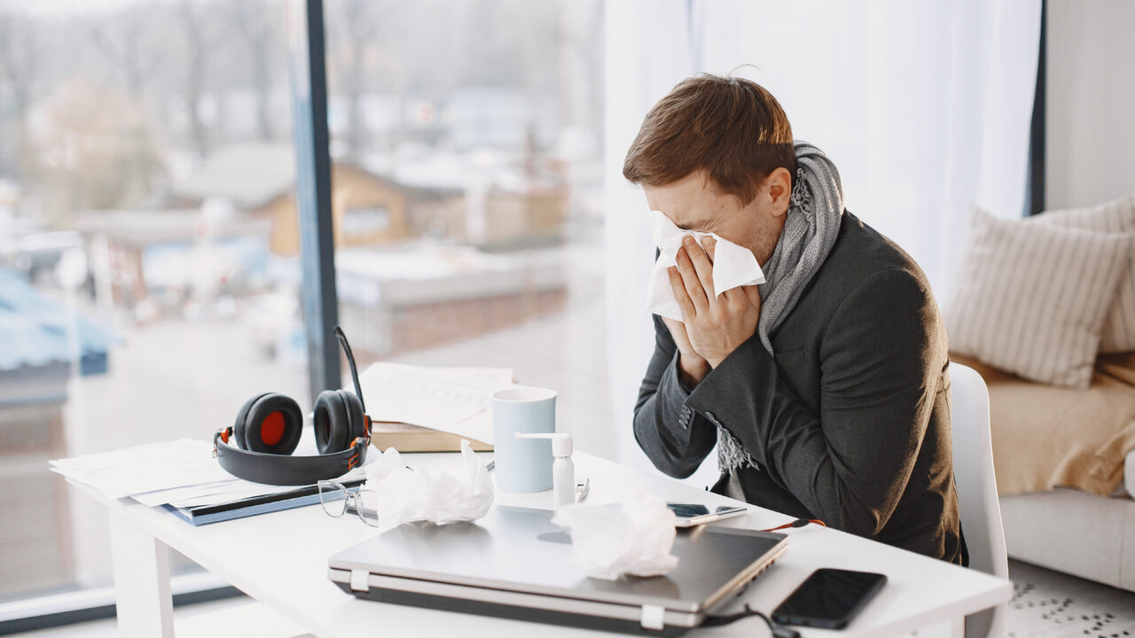 Non, l’employeur ne peut pas contacter le médecin traitant du salarié !